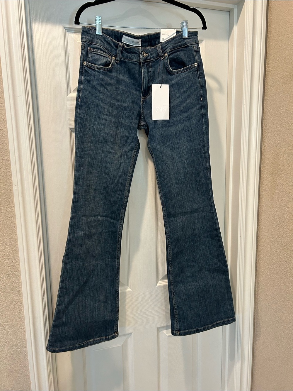 Zara  Bootcut Jeans flap pocket jeans, NWT, sz 28